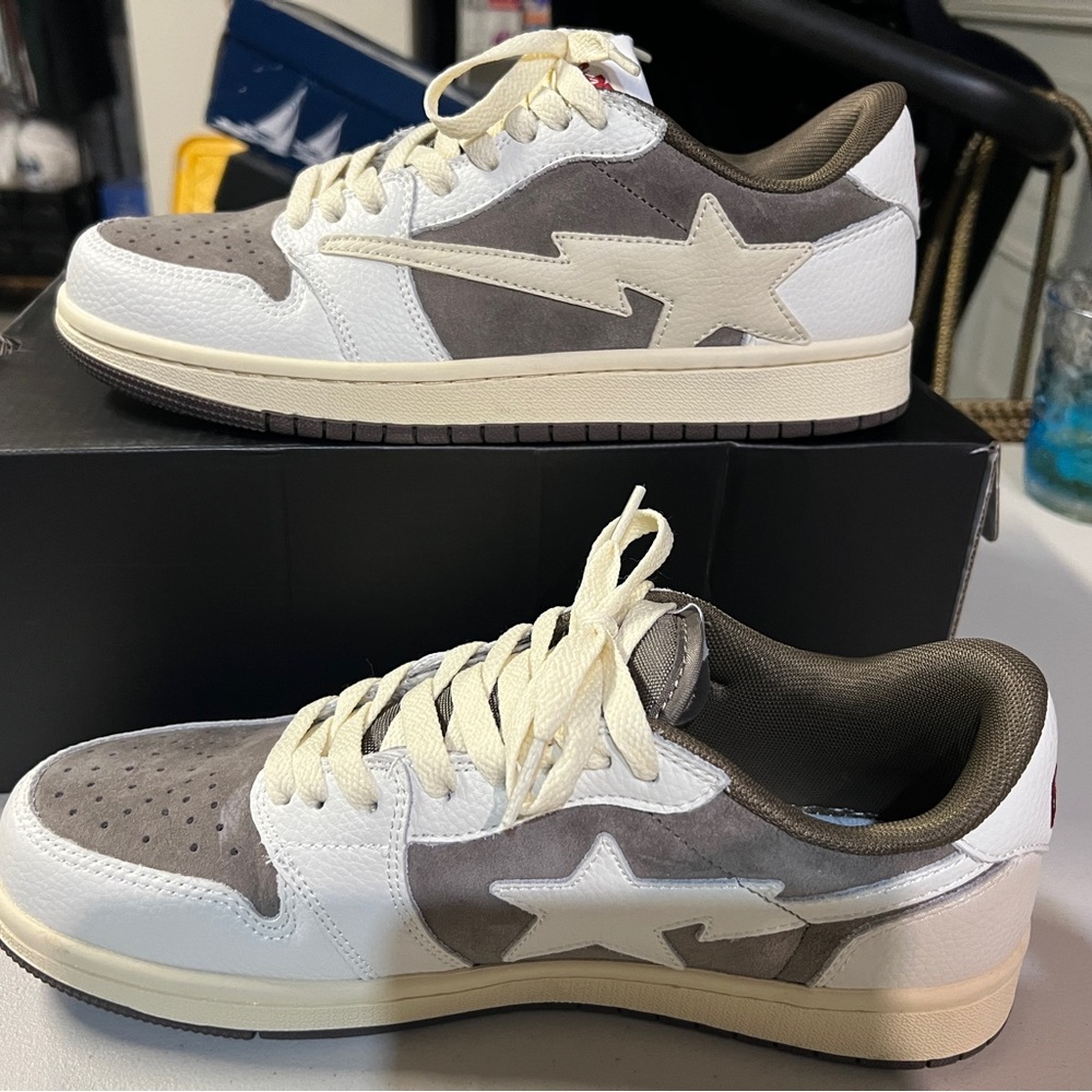 Indigo Studios La Reverse Mocha Travis Scott Bape-sta
